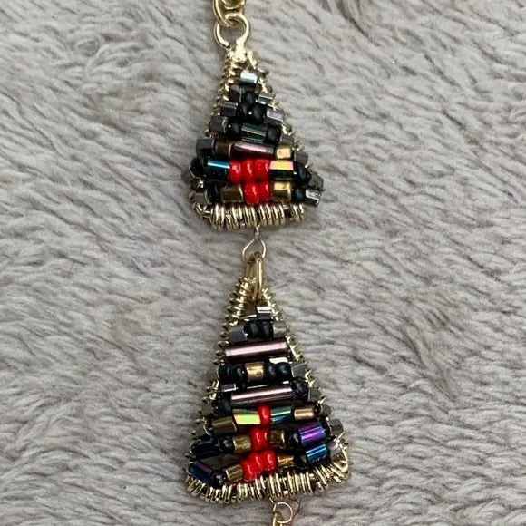 Express Layered Golden-Toned Beaded Triangles and Feather Necklace - Picture 7 of 15